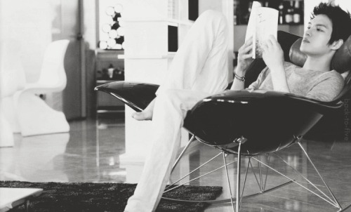 Jaejoong 'girlish' moments