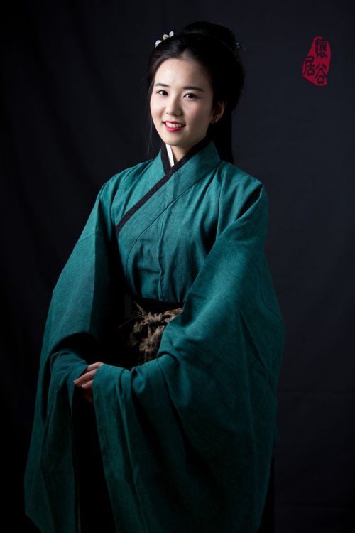 Chinese hanfu, quju, by 怀谷居