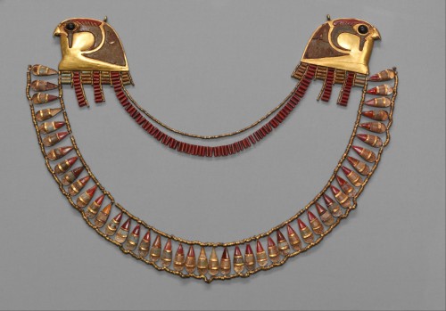 awesomepharoah: Broad Collar,  ca. 1479–1425 B.C.E (reign of Thutmose III), 18th Dynasty,