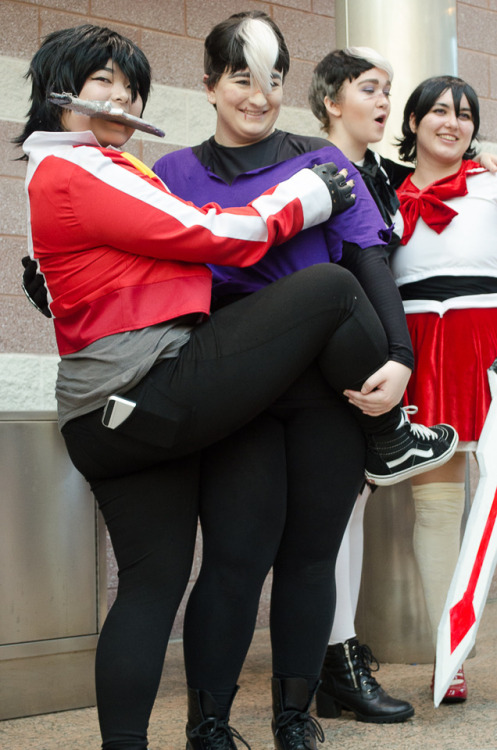 kkouichikimura: Animenext Voltron gathering part 2 (out of too many) Happy shipping &lt;3