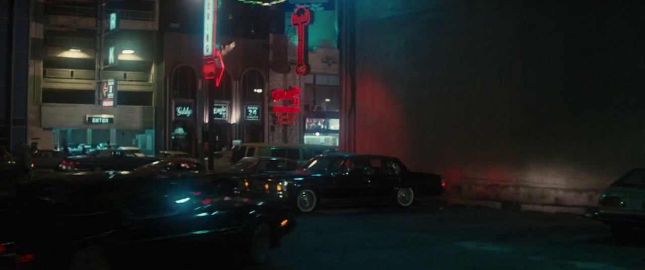 memoriastoica:Neon Signs in Brian De Palma’s Blow Out (1981)