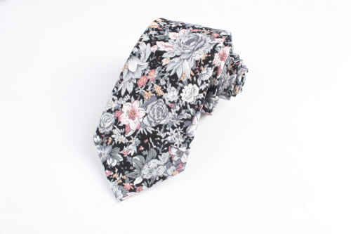 kflowkt:sosuperawesome:Floral Ties by MYTIESHOP on EtsyMore like this boys + flowers is my favorite 