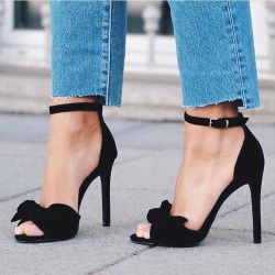 Killing Heels