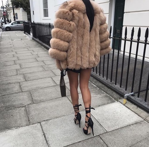 krasavitsaa: @charlotteemilysanders