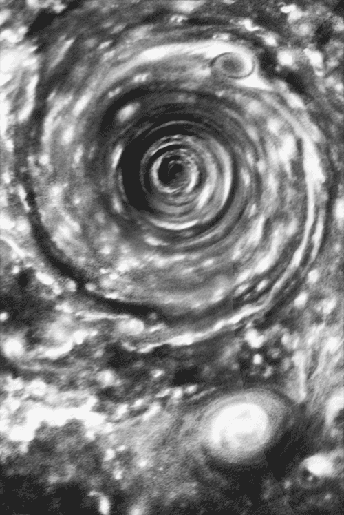 infinity-imagined:  An animation of the hexagonal storm present on Saturn’s north