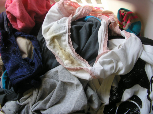 dischargepantiefetish:  Sisterinlaw dirty gusset panties damn they smelled so good of heavy pussy ne