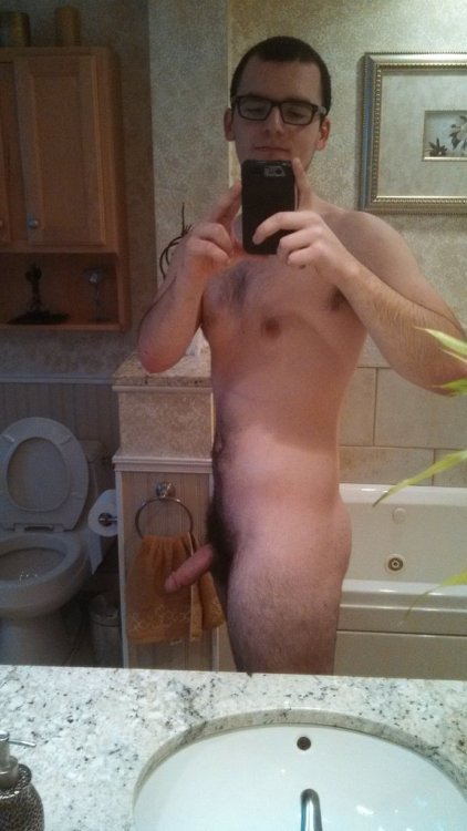 naked-straight-men: Post workout and shower pic ;)