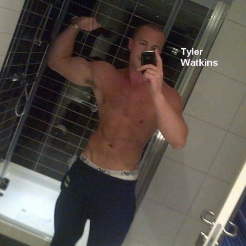unclelucas:  exposurecenter:  ratetheseguys:  Young father Tyler Watkins as an 18 year old bodybuilder submitted videos to ratetheseguys.com No going back now! Expose this slut.  I know you regret it now Tyler but FUCK! That arsehole shot is mint.  Tyler,