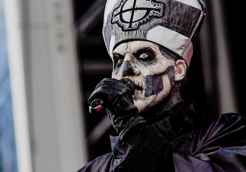 papa emeritus