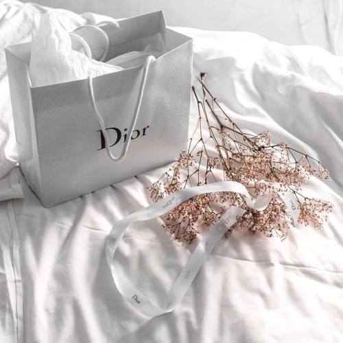 goldoux: lnfluents: lNFLUENTS Have courage, and be kind. xx Have courage, be kind. xx