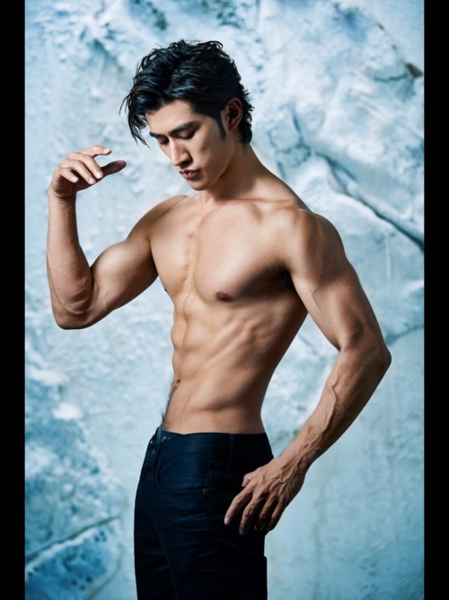 Viva!Asian hunks!