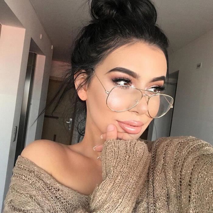 Alyssa (12 Photo)