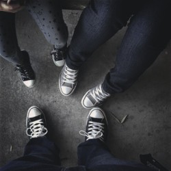 Chucks Fam ♡ #Converse #Allstars #Chucktaylors #Allblack #Blackandgray @Raiders