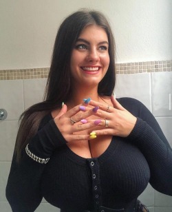 XXX mysterymastere:Happiness and tits on display. photo