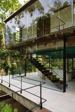 nonconcept:  Iporanga House by Nitsche Arquitetos-Associados.