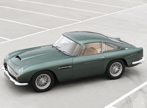 utwo:  Aston Martin DB4 GT© r m sothebys