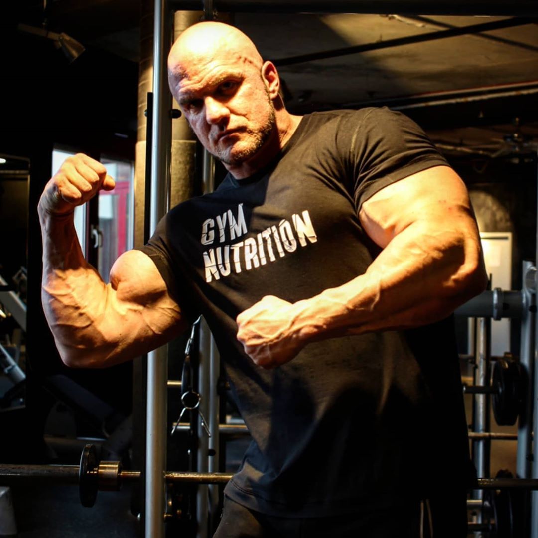 Massive Muscle Stuff — Stephan “Zitronenquark” Krippl 1,90m 111kg