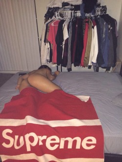 icedoutloner:  Ian Connor and his slutty ways