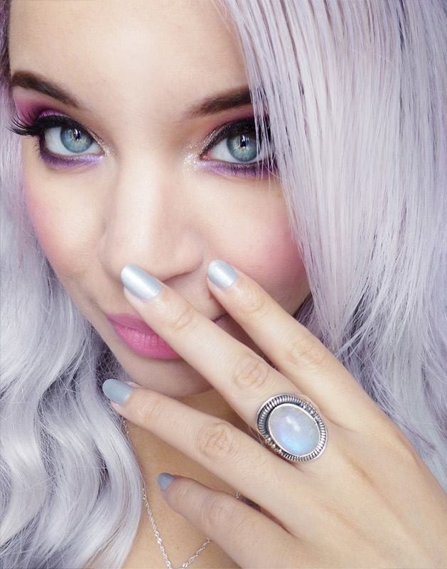 alternativepurple:  –ChamalOw ♡ 