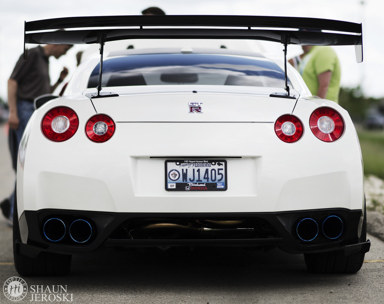 jdmlifestyle:  Dat Ass!!! Photo By: Shaun Jeroski 