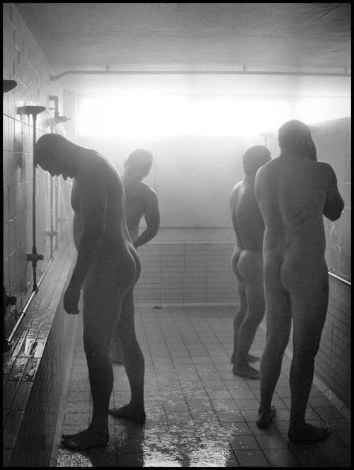 steamy-gay-locker-room: Watch steamy gay vids free: bit.ly/2sgSUtm