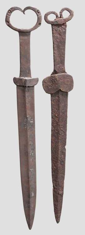 Scythian iron dagger, 5th-3rd century BCfrom Hermann Historica