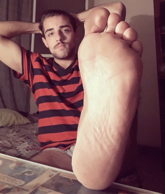 feetman80:  