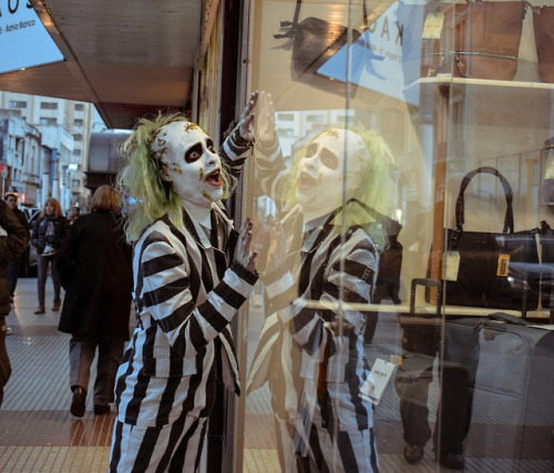 Beetlejuice Cosplay by Axel Zeballos - Argentina IG  https://www.instagram.com/zeballosaxel_/     fo