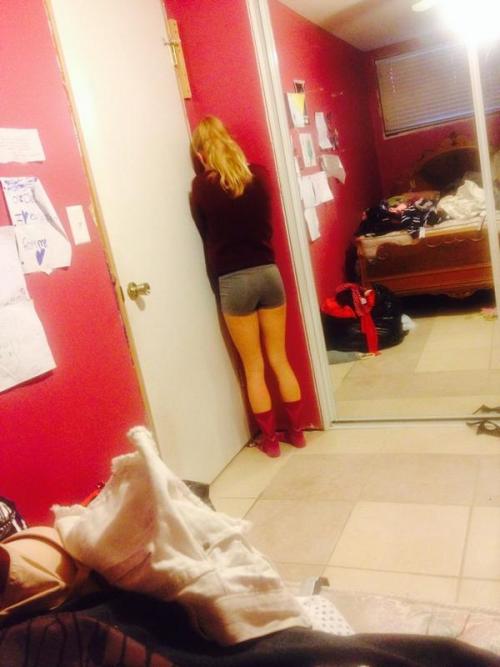 paperbaggirls: When the timer goes off, those shorts are coming down