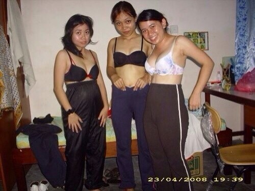 asianhomemade:  http://sexyhijaber.tk