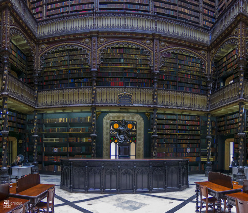 wordsnquotes:   culturenlifestyle:  19th Century Library Is Home to 350,000 Books The Real Gabinete Português de Leitura, also known as the Royal Portuguese Reading Room or the Royal Cabinet is a majestic architectural structure and the home to around