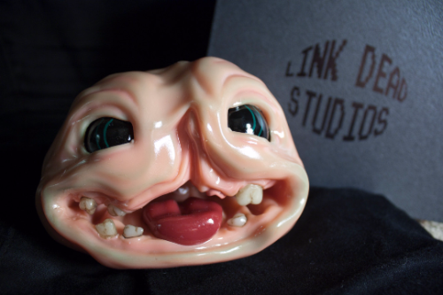  Hand Crafted by: LinkDeadStudiosCategory: Whimsical, RealismLimited Edition: 50 @ $55 https://www.e