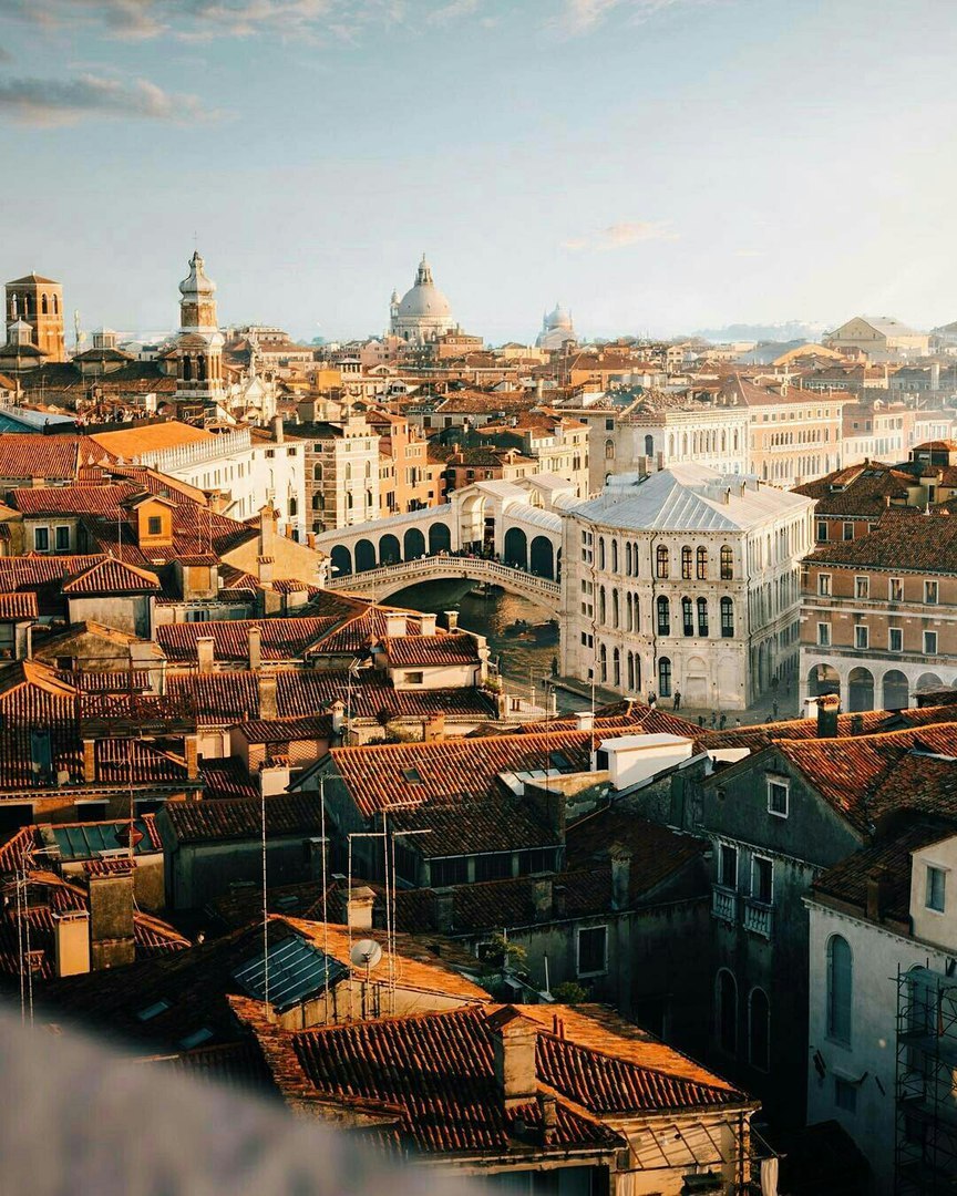 vivalcli:  “Venice once was dear, The pleasant place of all festivity, The revel