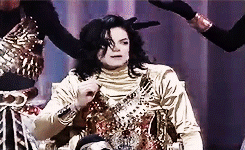 kingmjjpop:  thepersianboy:  Oh forreal, MTV?  DO YOU REMEMBAH MTV? ON THE PHONE?
