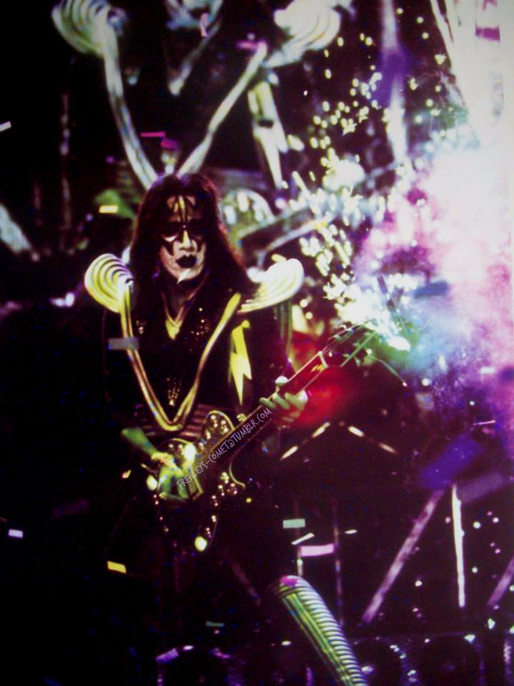 Frehley's Comet