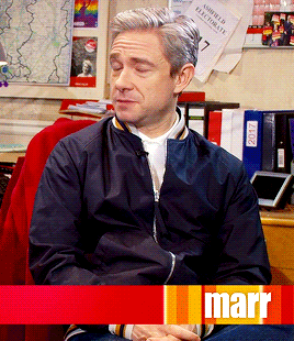 arwamachine: fluffbyday-smutbynight: rominatrix:Martin Freeman on the Andrew Marr Show. November 19t