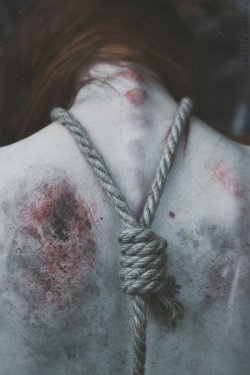 anotherone000:  Necklace by NataliaDrepina