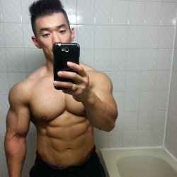 Viva!Asian hunks!