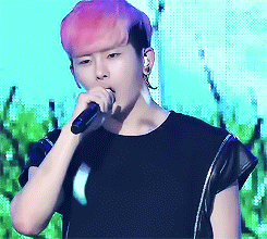 gyuishy-deactivated20141112:  when woohyun and hoya forgot to sing their parts lol