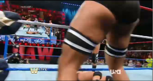 ofmoonsaultsandmen:  Cesaro’s butt because fuck you