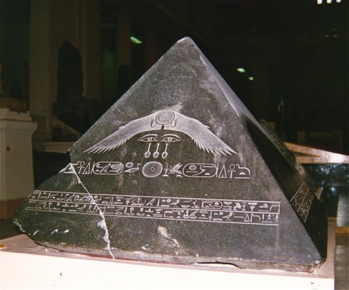 coolartefact:  The Pyramidion (top of the pyramid) from the Pyramid of Amenemhet II at Hawara, near Fayum. Egypt, 1900 BC  Source: https://imgur.com/3gDQiX0 