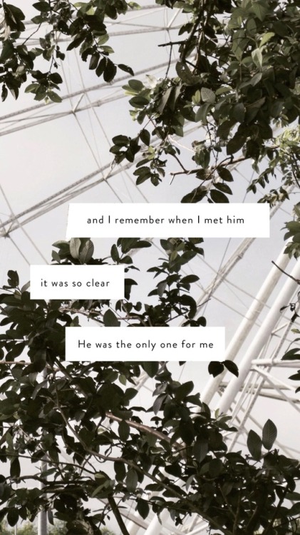 l0ckscreen: [requested] national anthem by lana del rey