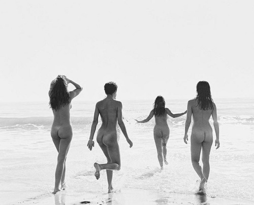 almavio: Bruce Weber, Summer girls shot for Calvin Klein, Santa Barbara, 1987