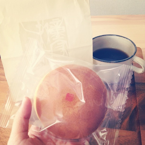 Dorayaki (どら焼き, どらやき, 銅鑼焼き, ドラ焼き) is a type of Japanese confection, а red bean pancake which consist