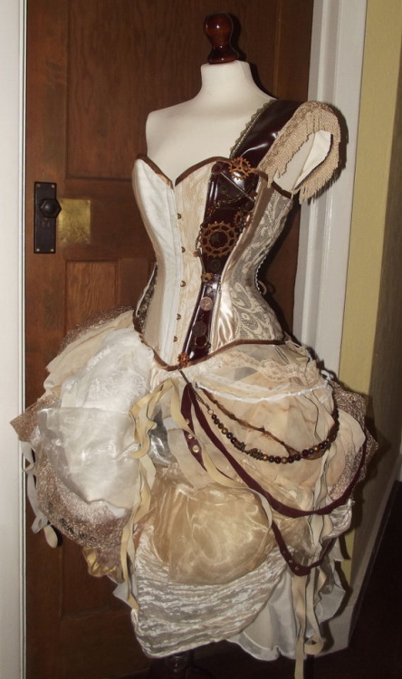 corset-fetish:  Corsets 