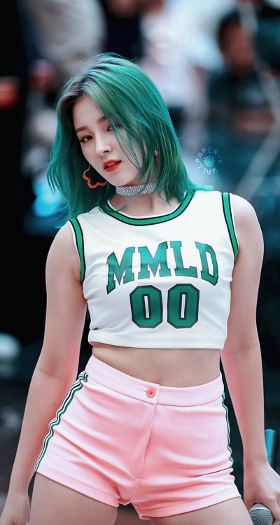 『KPOP』green!hairsaved? reblog or like_green has never been so beautiful  (´ ε ` )♡