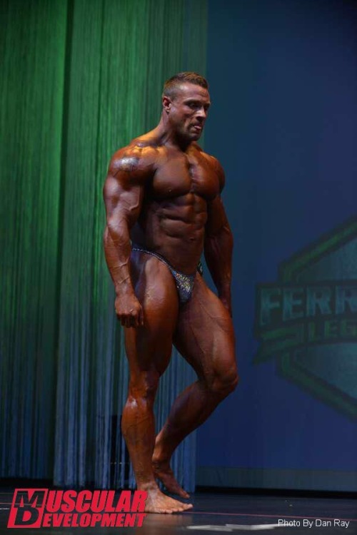 muscleaddictza:  Brad Rowe 2 