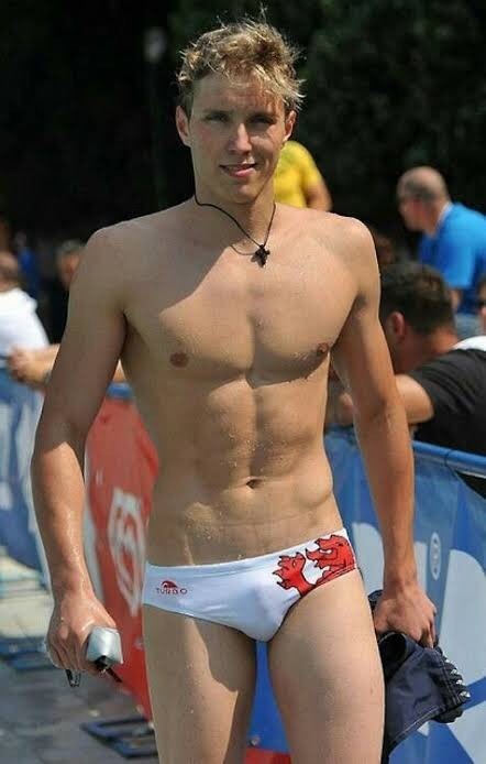 twinkbulge:  massive package | speedos  | sexy model