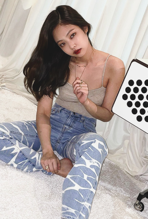 @jennierubyjane