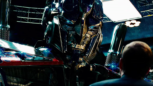 true-fan-transformers:  Happy birthday to the man who was born to be Optimus Prime! 